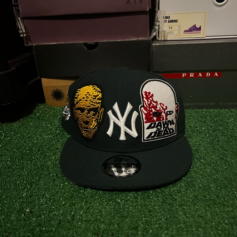 Custom SnapBack yankees